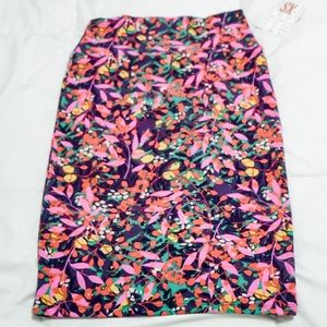 LuLaRoe - Size XS Cassie Skirt